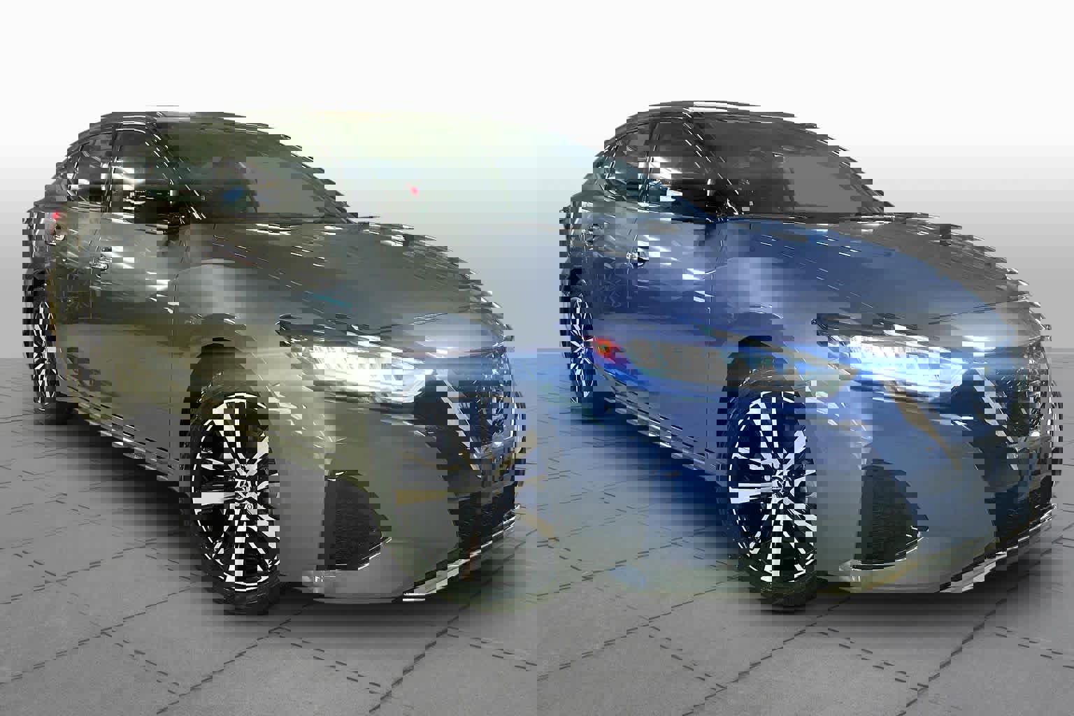 Used 2021 Nissan Maxima 3.5 SV w/ Floor Mat Group image 2