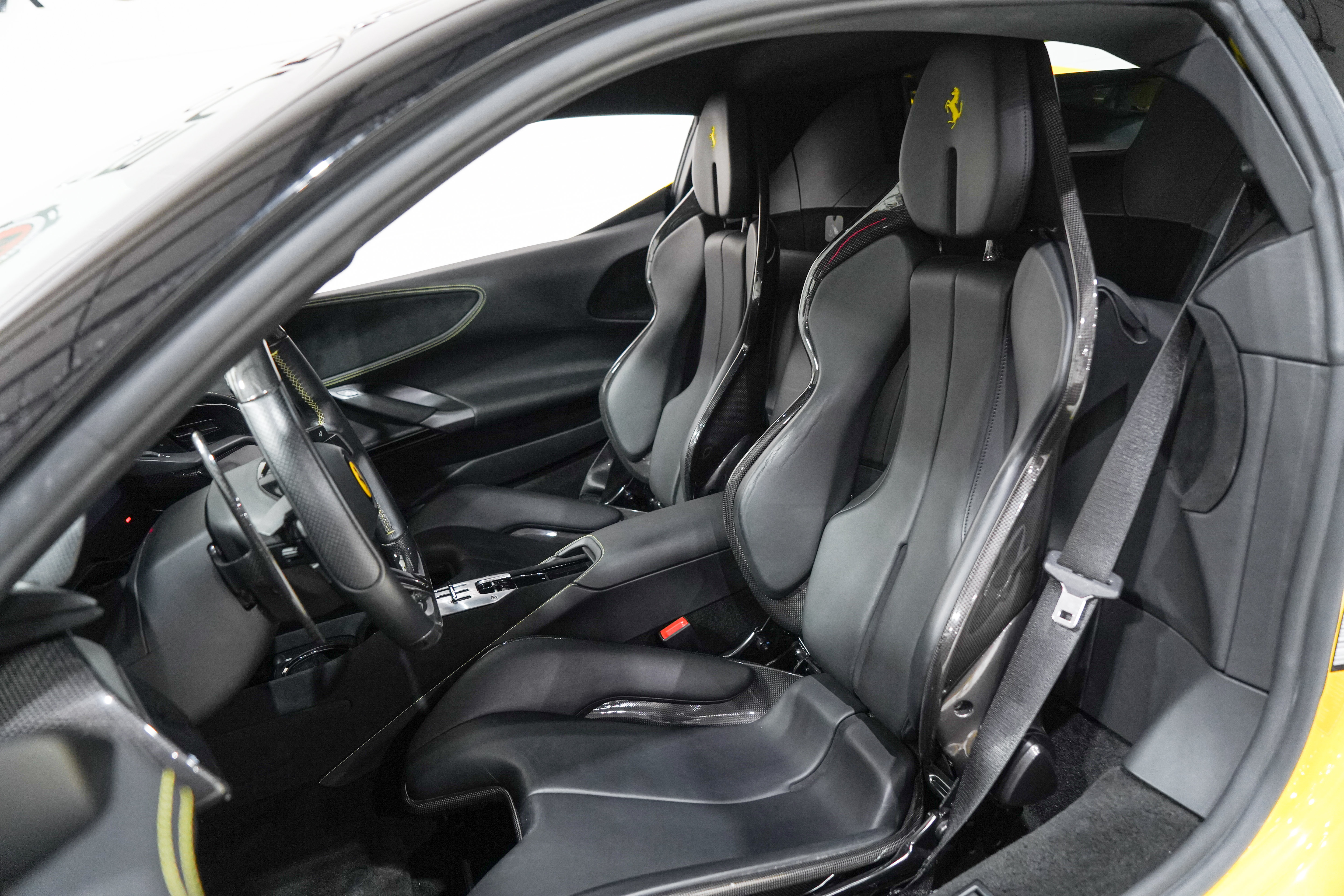 Used 2021 Ferrari SF90 Stradale AWD/4WD image 9