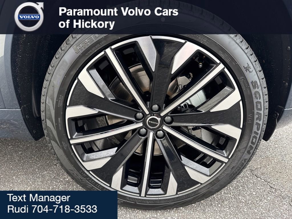 New 2026 Volvo XC90 B6 Ultra w/ Protection Package image 9