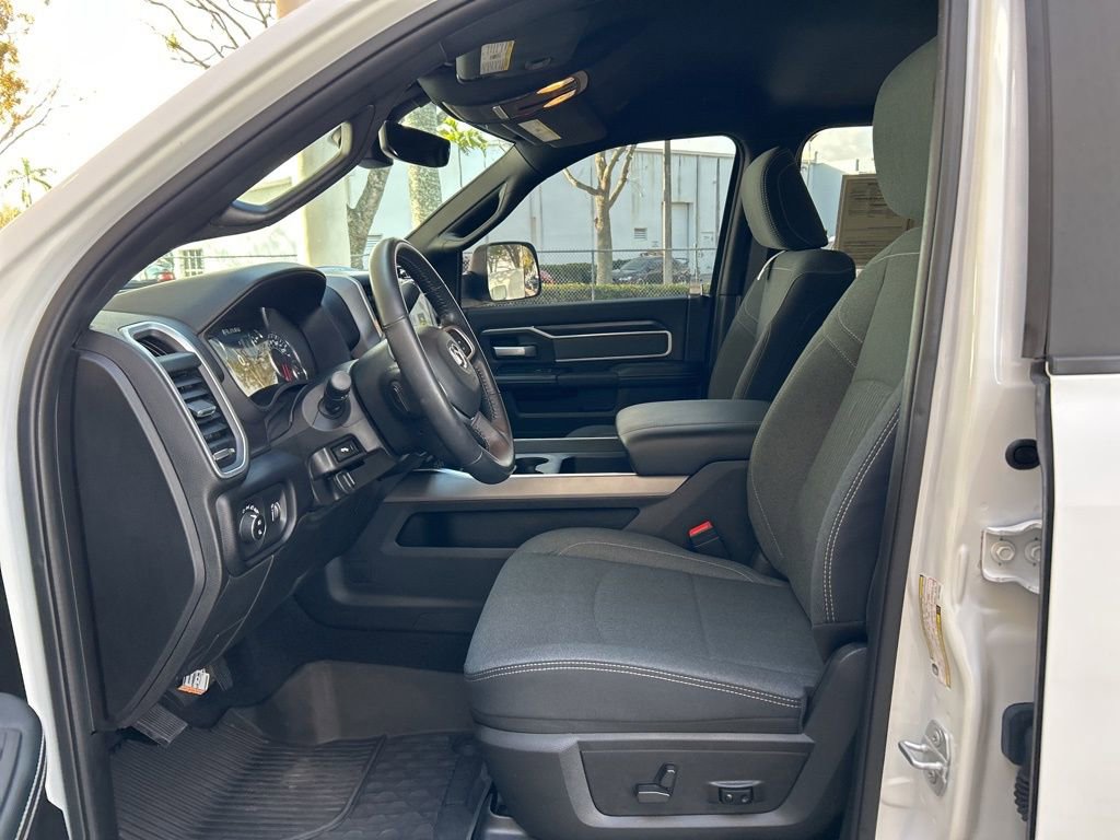 Used 2022 RAM 3500 Big Horn w/ Night Edition image 5