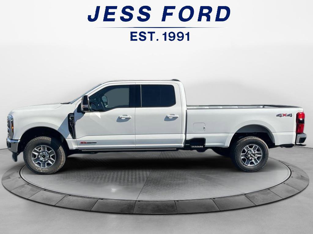 New 2025 Ford F350 Lariat image 2