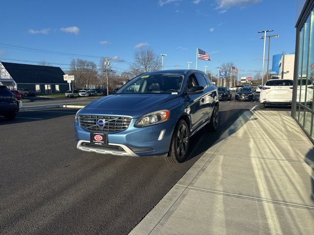 Used 2017 Volvo XC60 T6 Dynamic w/ Advanced Package image 6