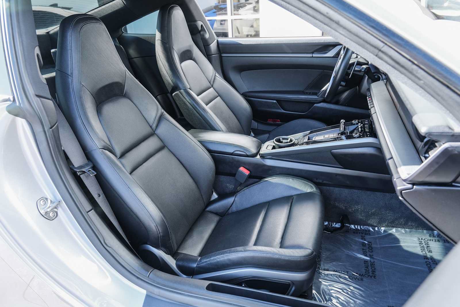 Used 2020 Porsche 911 Carrera RWD image 27