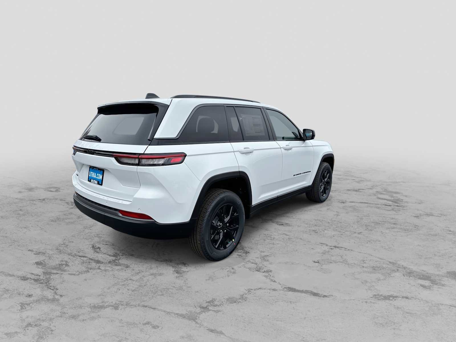 New 2026 Jeep Grand Cherokee Altitude AWD/4WD image 8