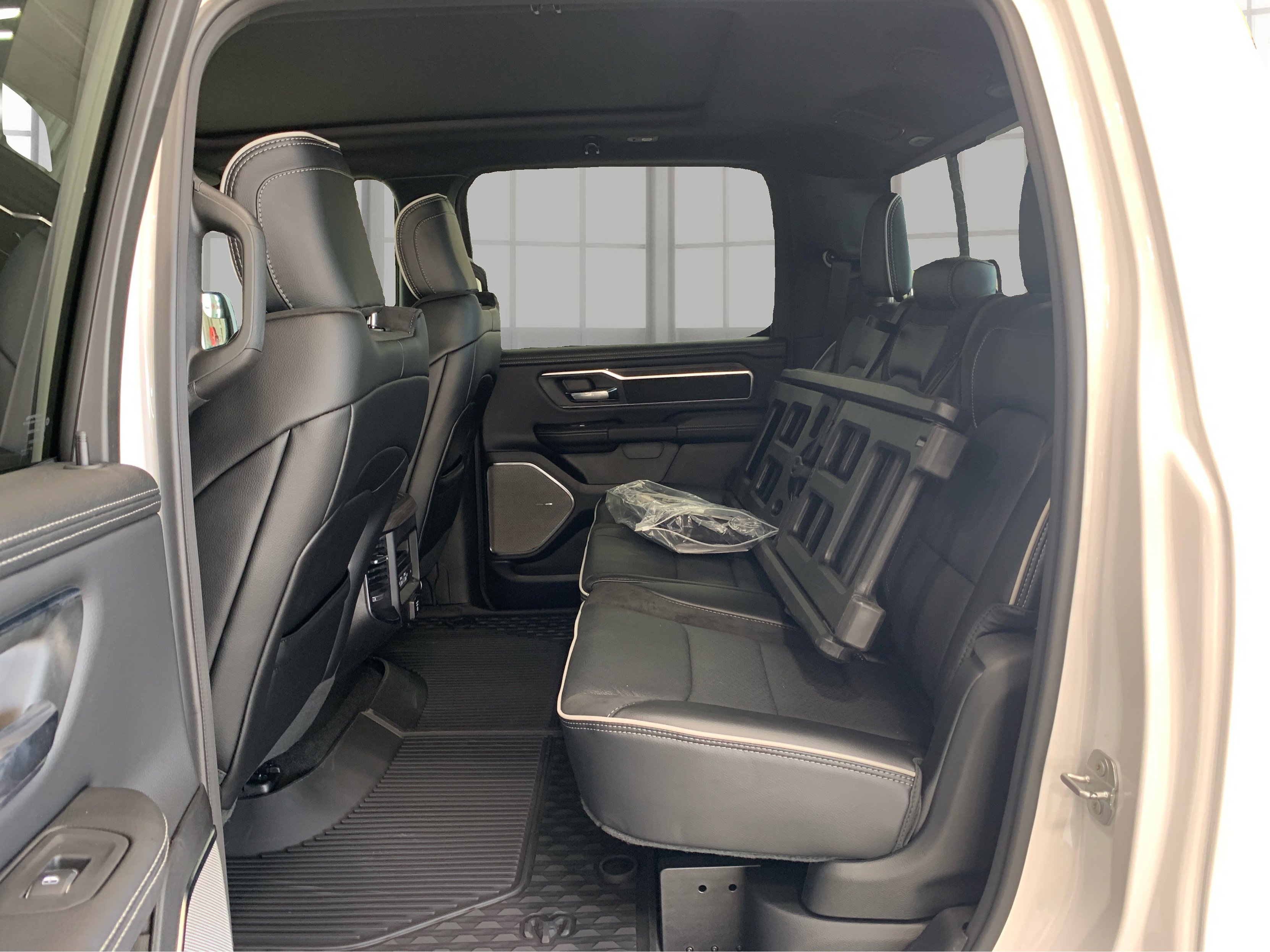 New 2026 RAM 1500 Laramie w/ Night Edition image 10