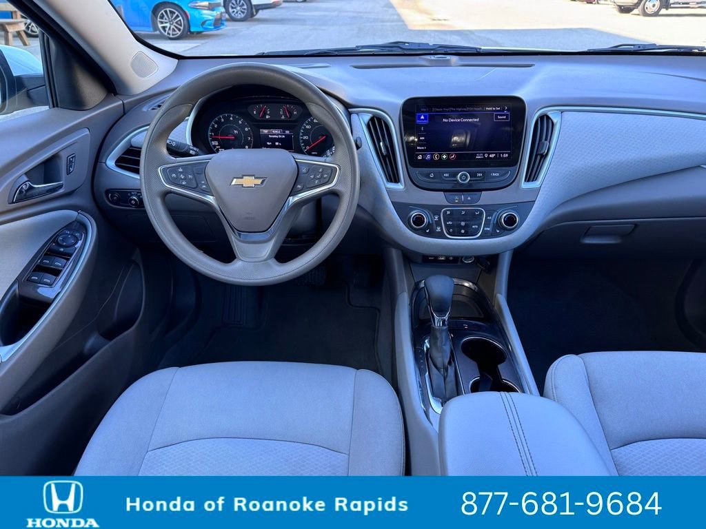 Used 2024 Chevrolet Malibu LT image 4
