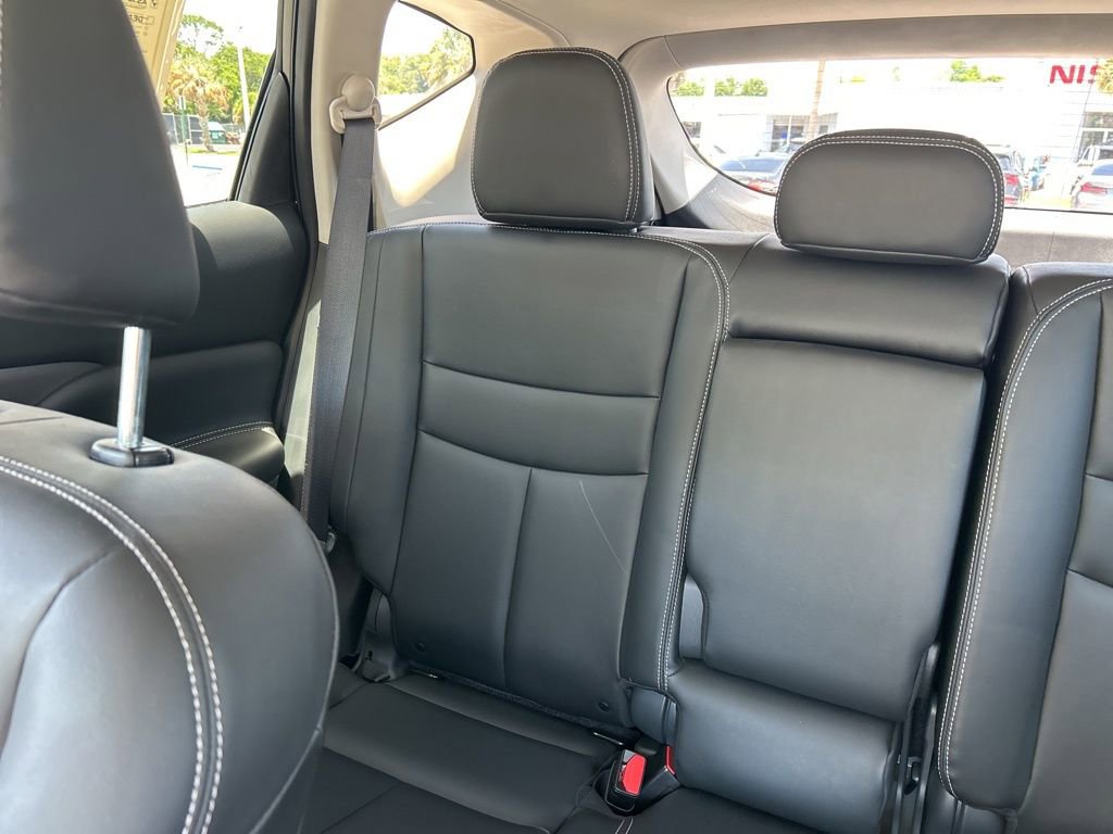 Certified 2024 Nissan Murano SV FWD image 14