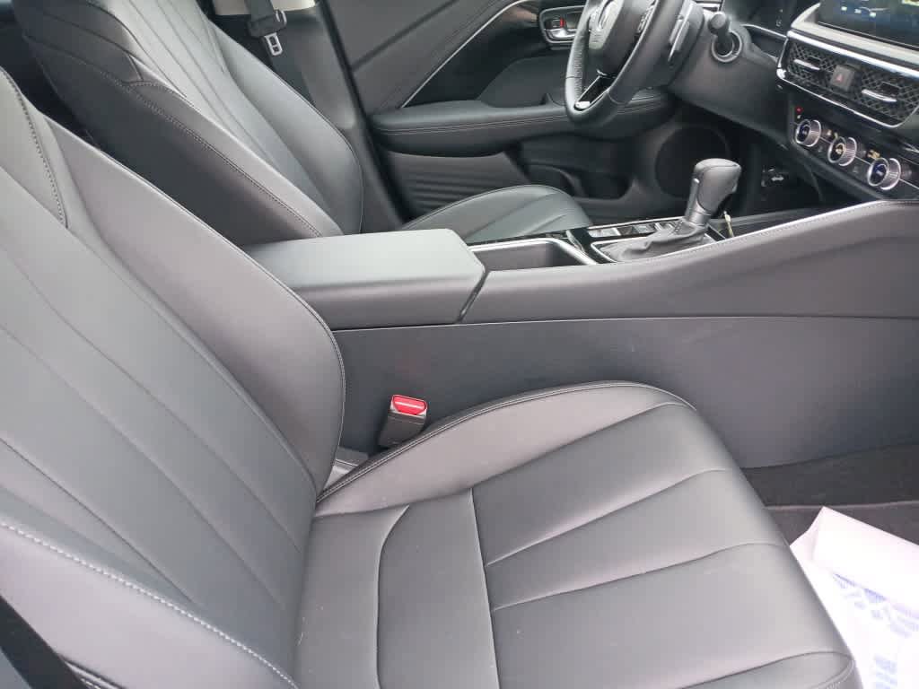 Used 2025 Acura ADX AWD image 25