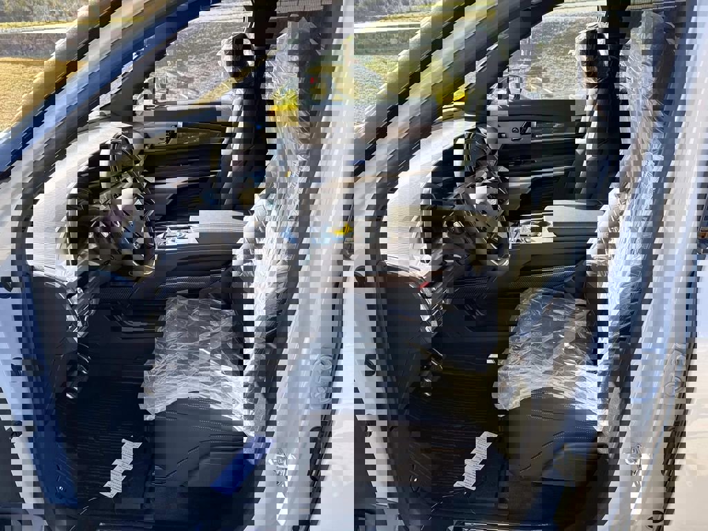 New 2026 Cadillac Vistiq Luxury image 8