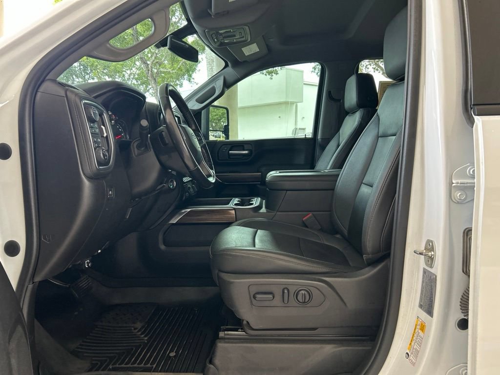 Used 2022 Chevrolet Silverado 3500 LT w/ All Star Edition AWD/4WD image 6