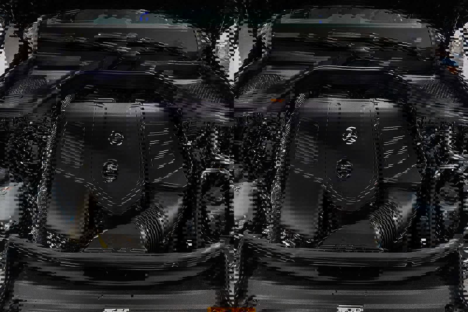 Used 2025 Mercedes-Benz GLC 300 4MATIC image 30