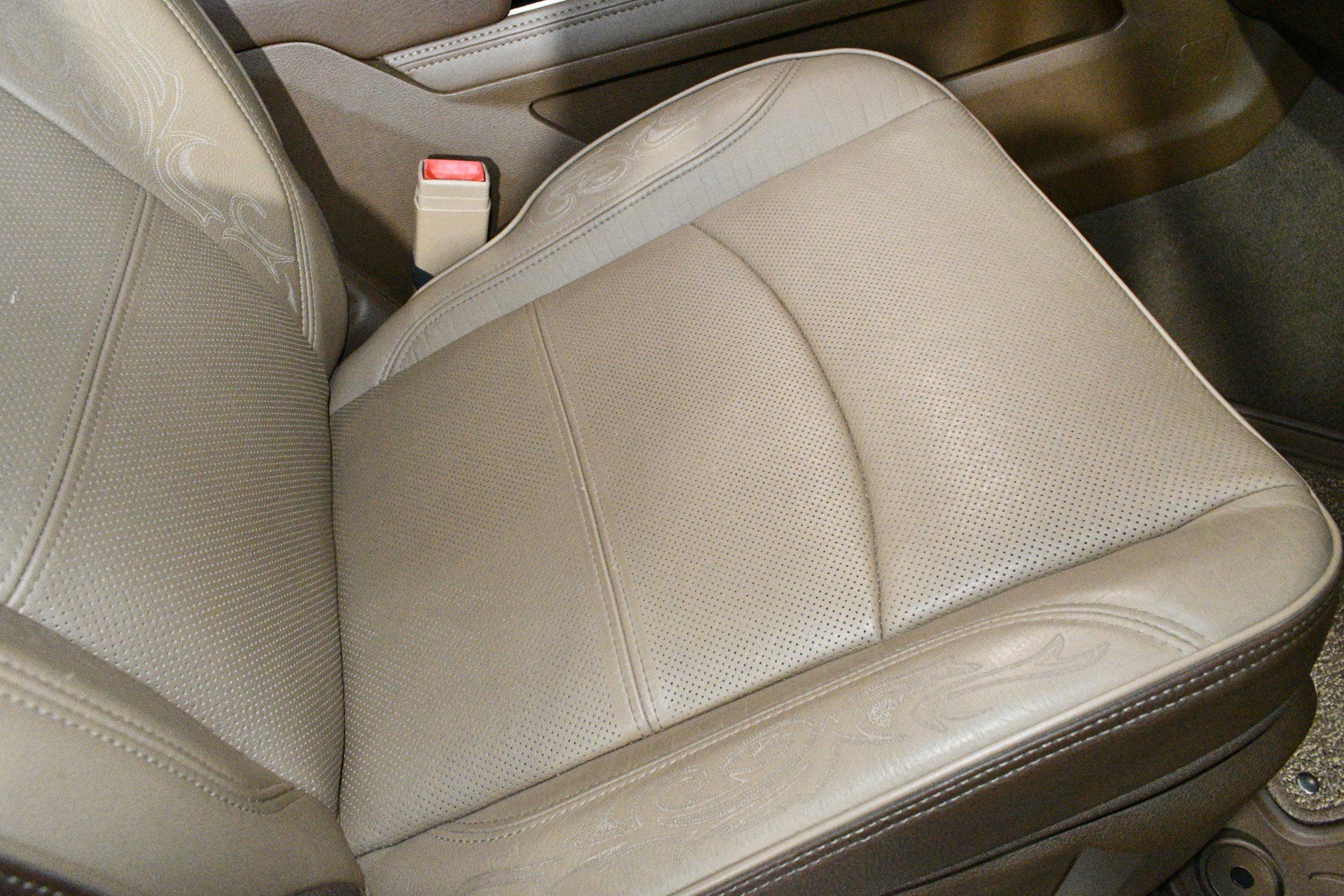 Used 2021 RAM 3500 Limited AWD/4WD image 12