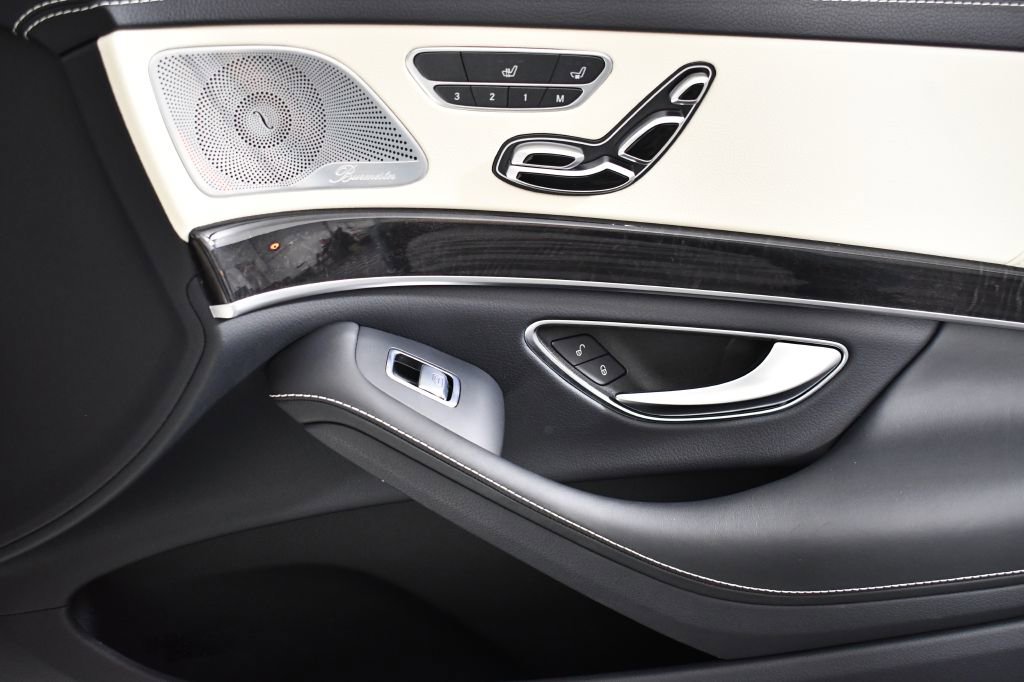 Used 2018 Mercedes-Benz S 560 Sedan image 47