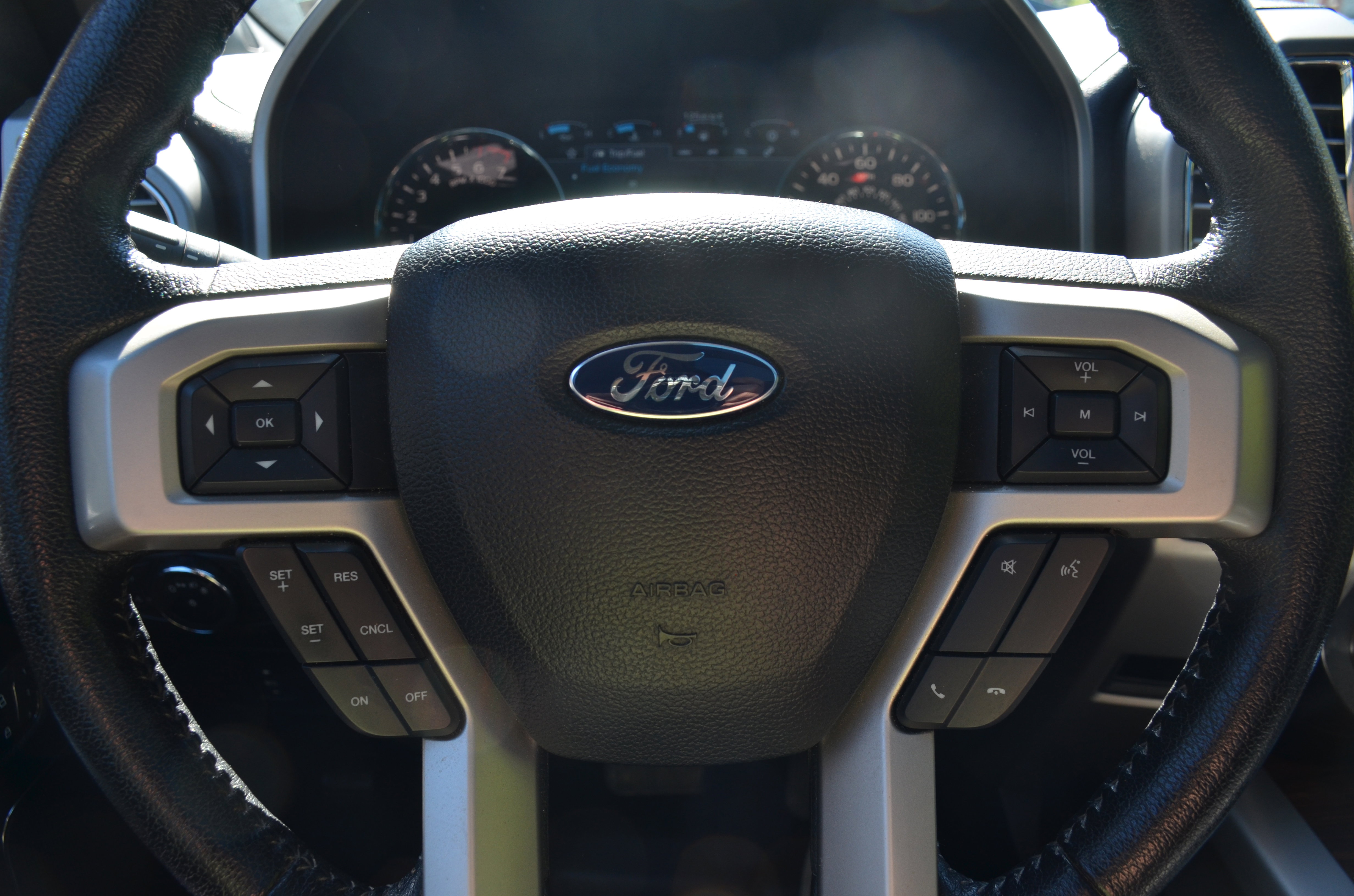 Used 2016 Ford F150 Lariat w/ Equipment Group 502A Luxury AWD/4WD image 54