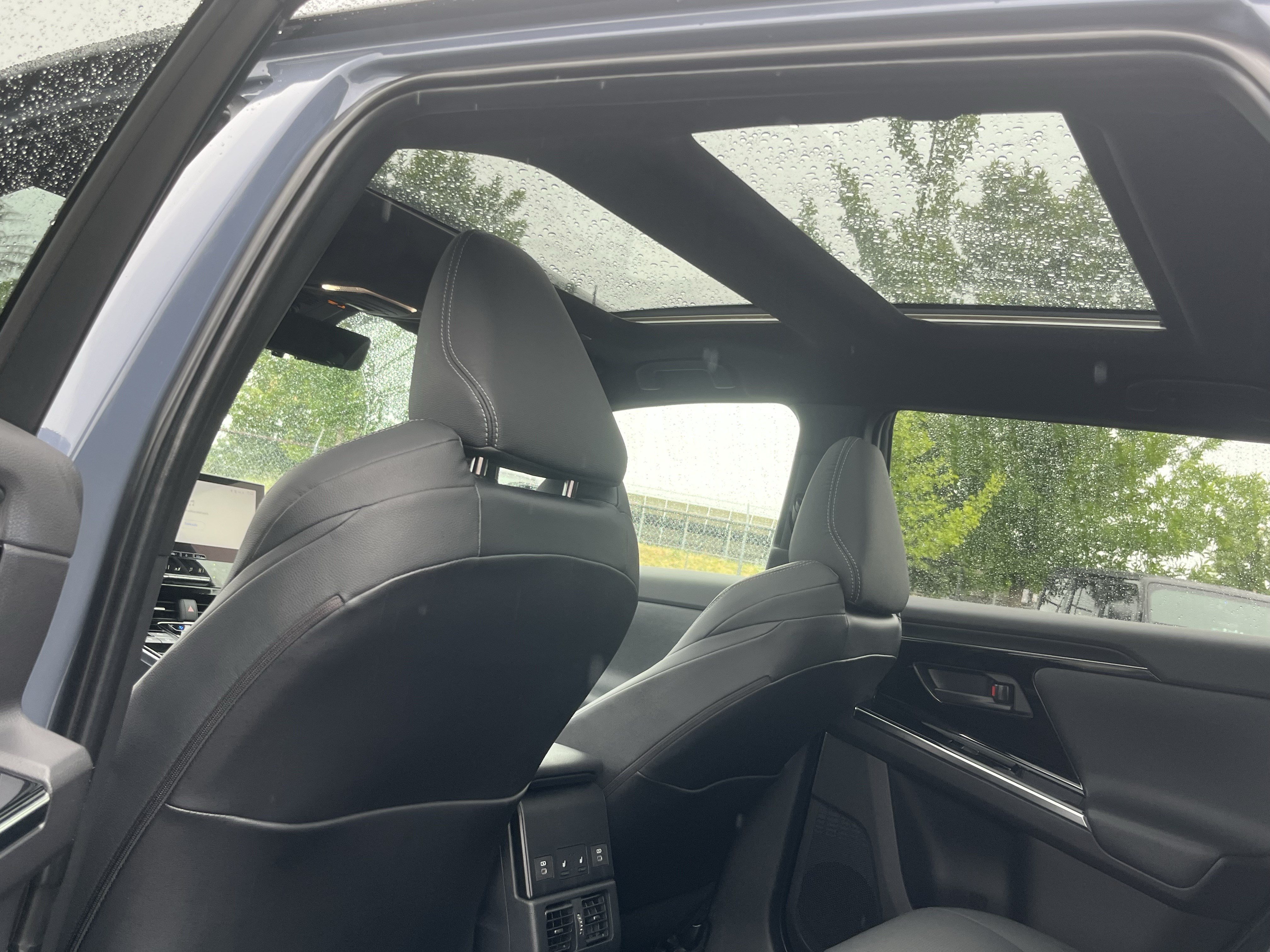 Used 2023 Subaru Solterra AWD image 23