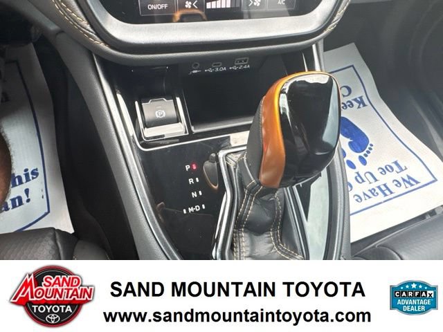 Used 2025 Subaru Outback Wilderness AWD/4WD image 21