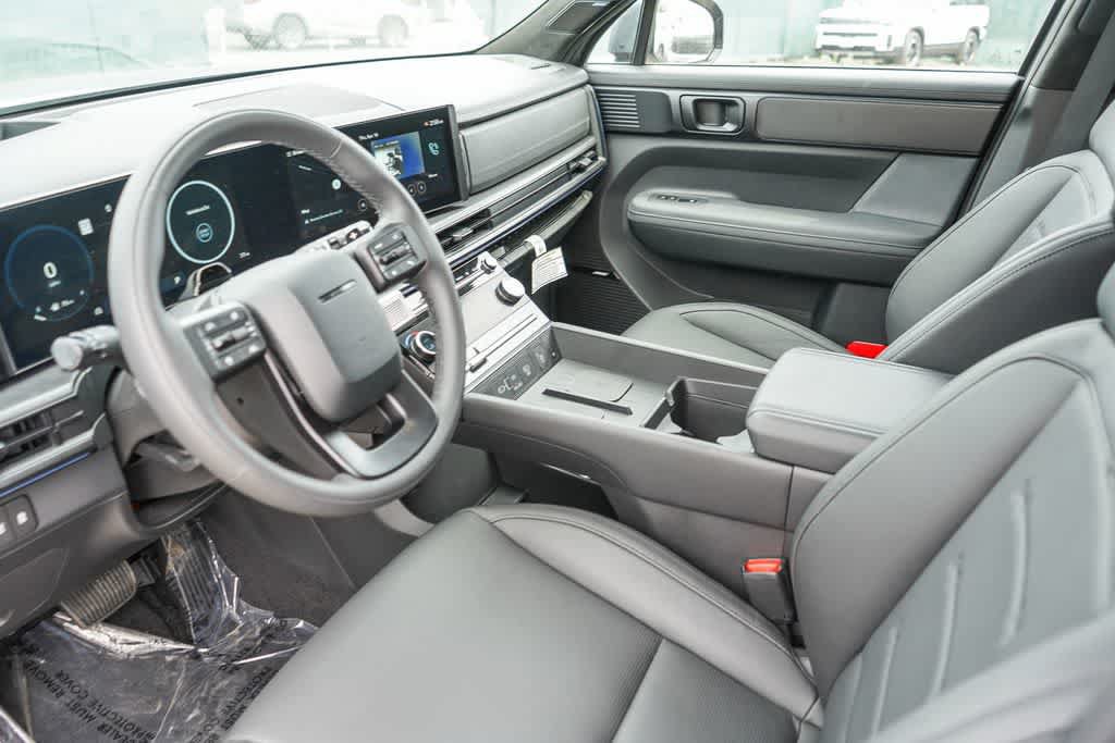 New 2025 Hyundai Santa Fe Calligraphy AWD/4WD image 19