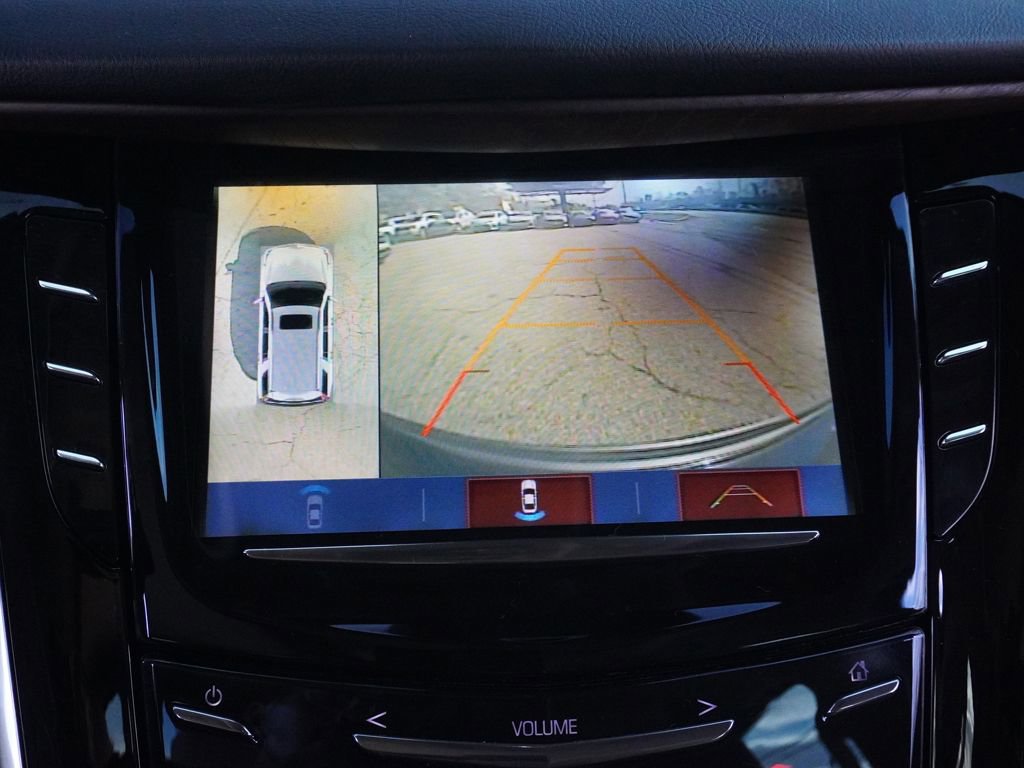 Used 2020 Cadillac Escalade Luxury w/ Escalade Sport Edition image 53