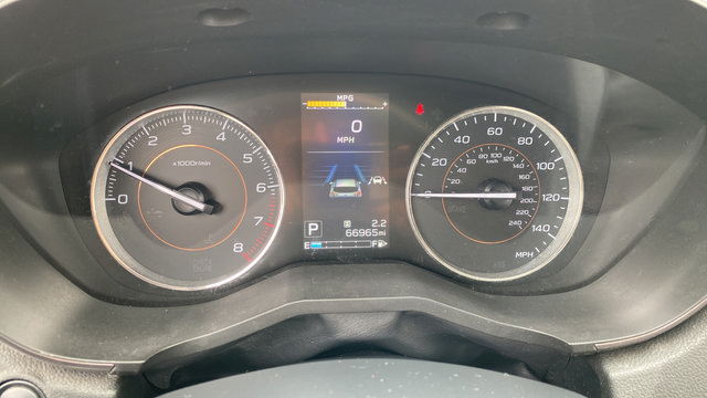 Used 2019 Subaru Crosstrek 2.0i Limited w/ Moonroof Package w/Navigation AWD/4WD image 17