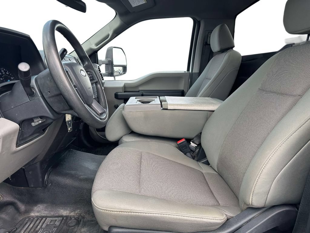 Used 2022 Ford F550 4x4 Regular Cab Super Duty image 11