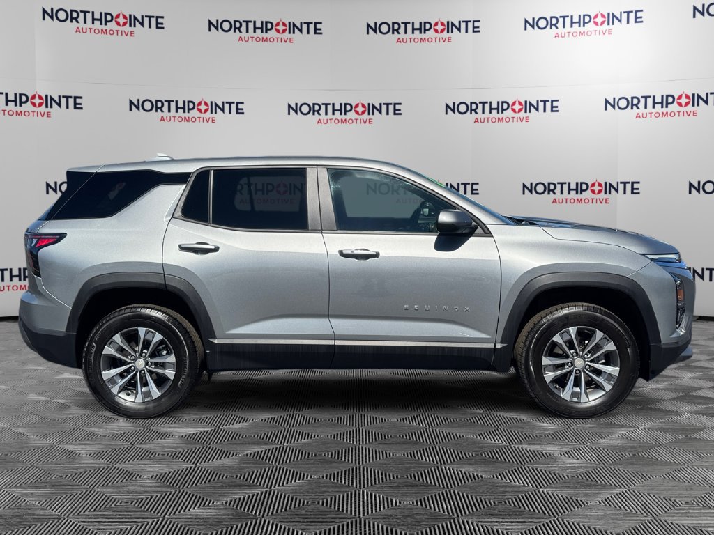 Used 2026 Chevrolet Equinox LT AWD/4WD image 7