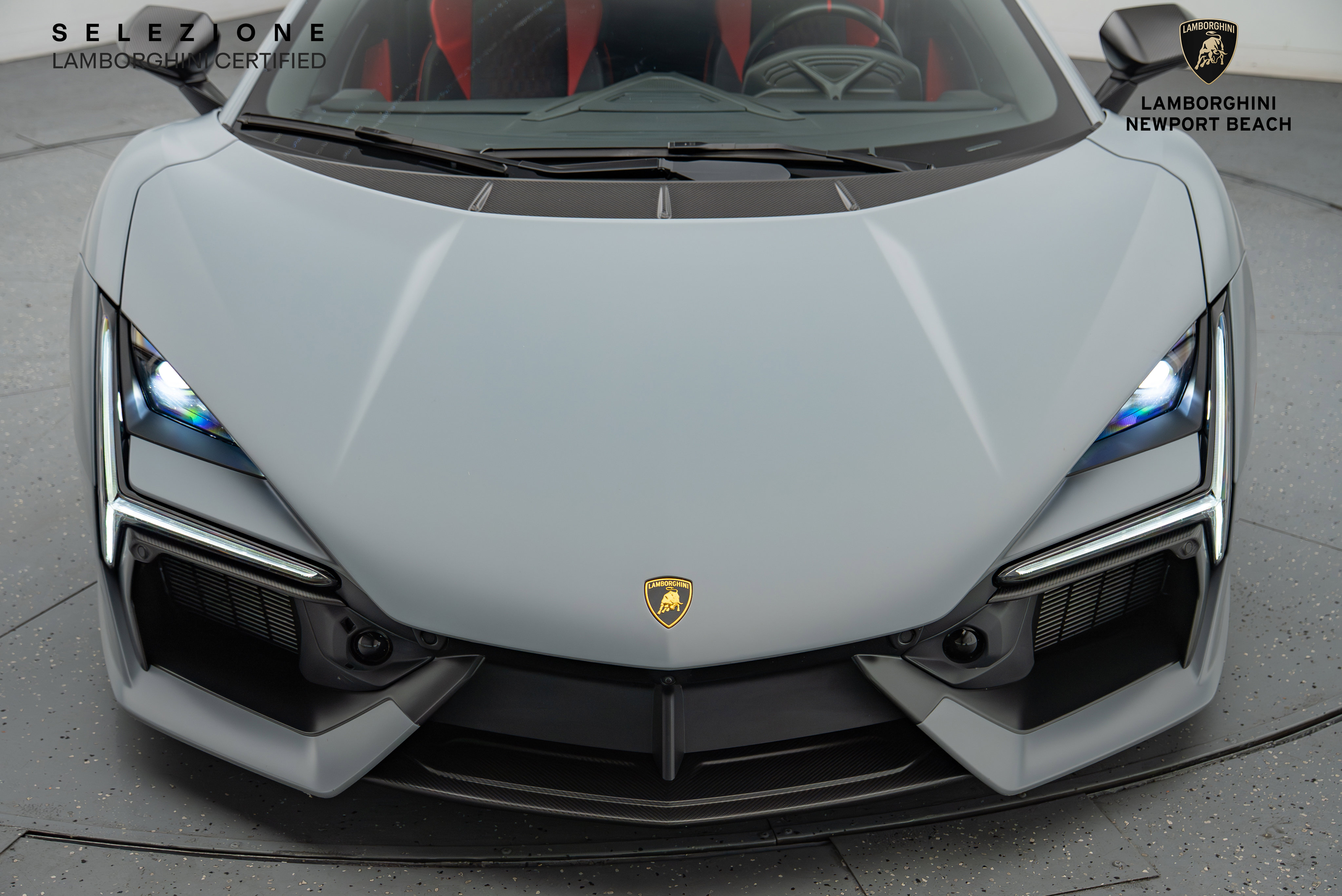 Used 2024 Lamborghini Revuelto image 11