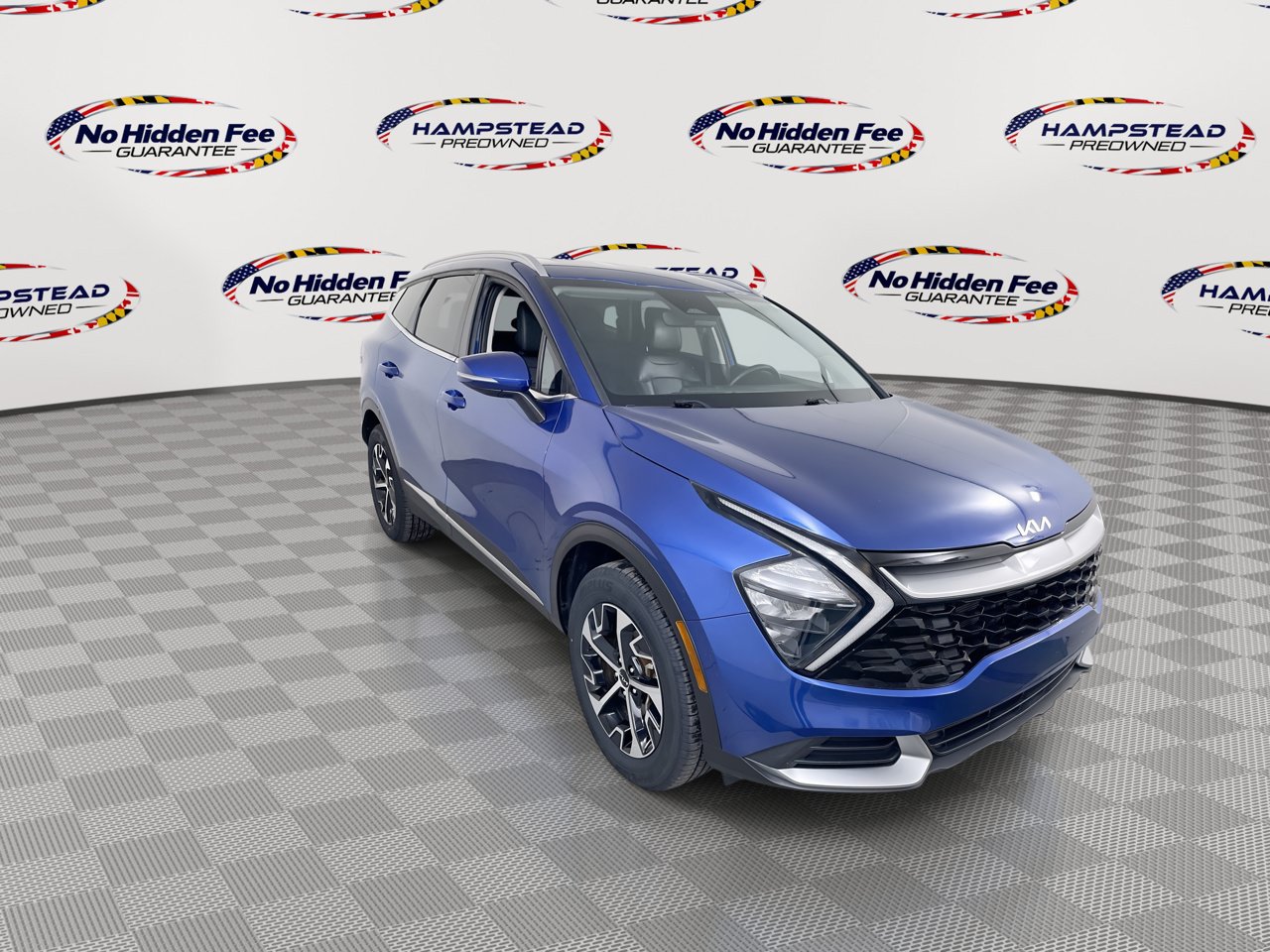 Used 2023 Kia Sportage EX AWD/4WD image 3