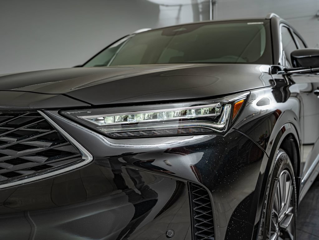 Certified 2025 Acura MDX w/ Advance Package AWD/4WD image 13