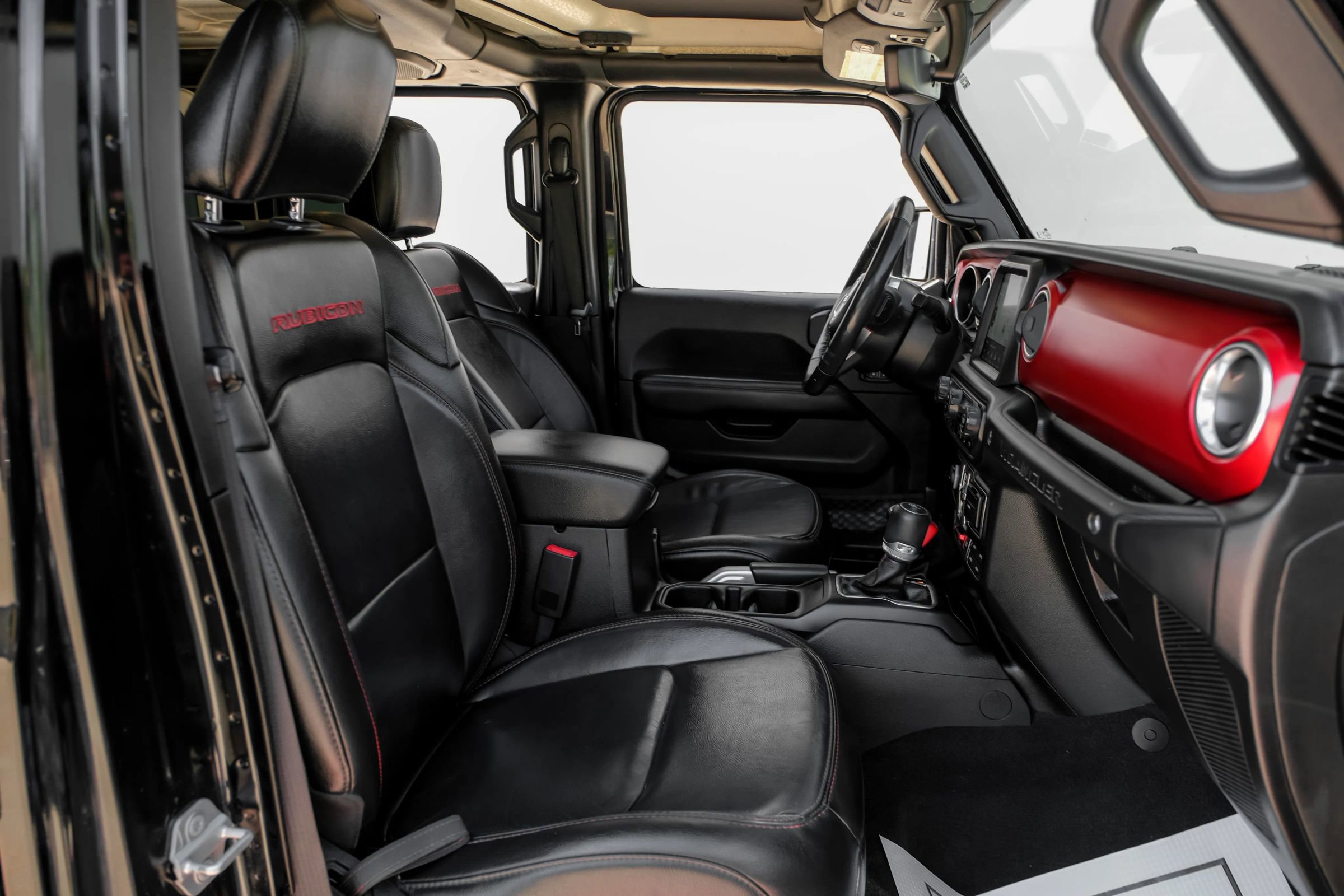 Used 2019 Jeep Wrangler Unlimited Rubicon image 32