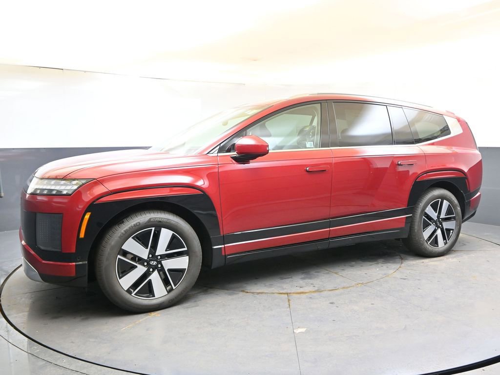 Used 2026 Hyundai Ioniq 9 SEL image 2