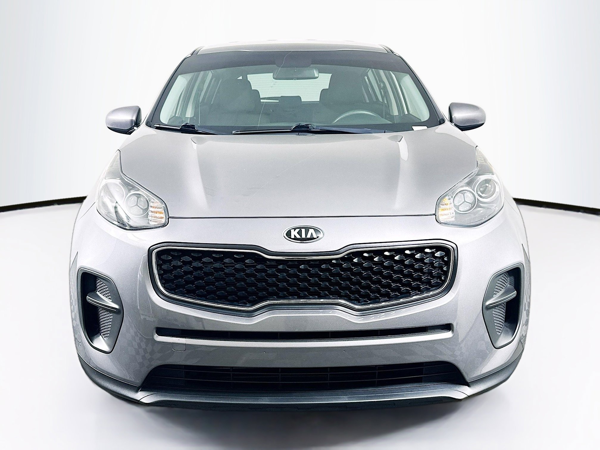Used 2019 Kia Sportage LX FWD image 2