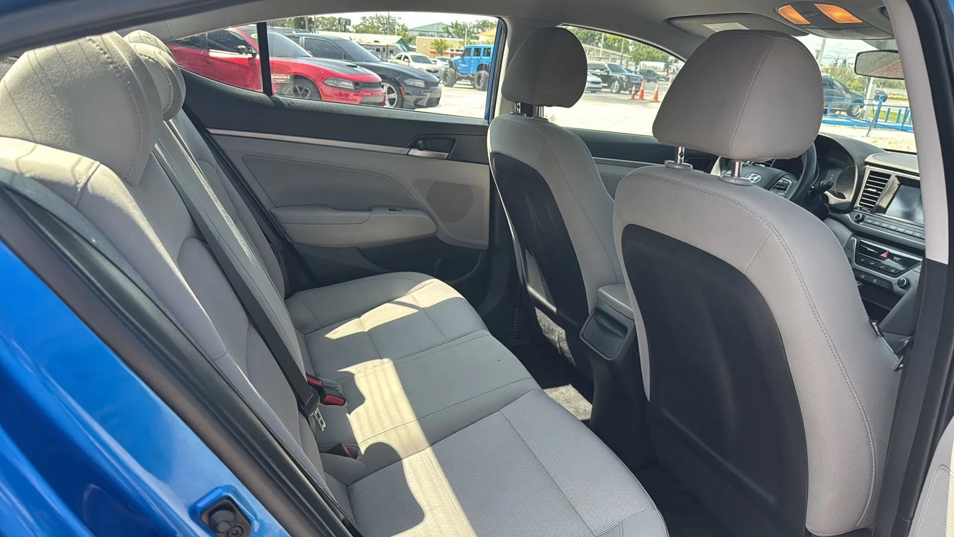 Used 2018 Hyundai Elantra SEL image 15