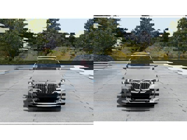 New 2024 BMW i5 eDrive40i w/ M Sport Package image 3