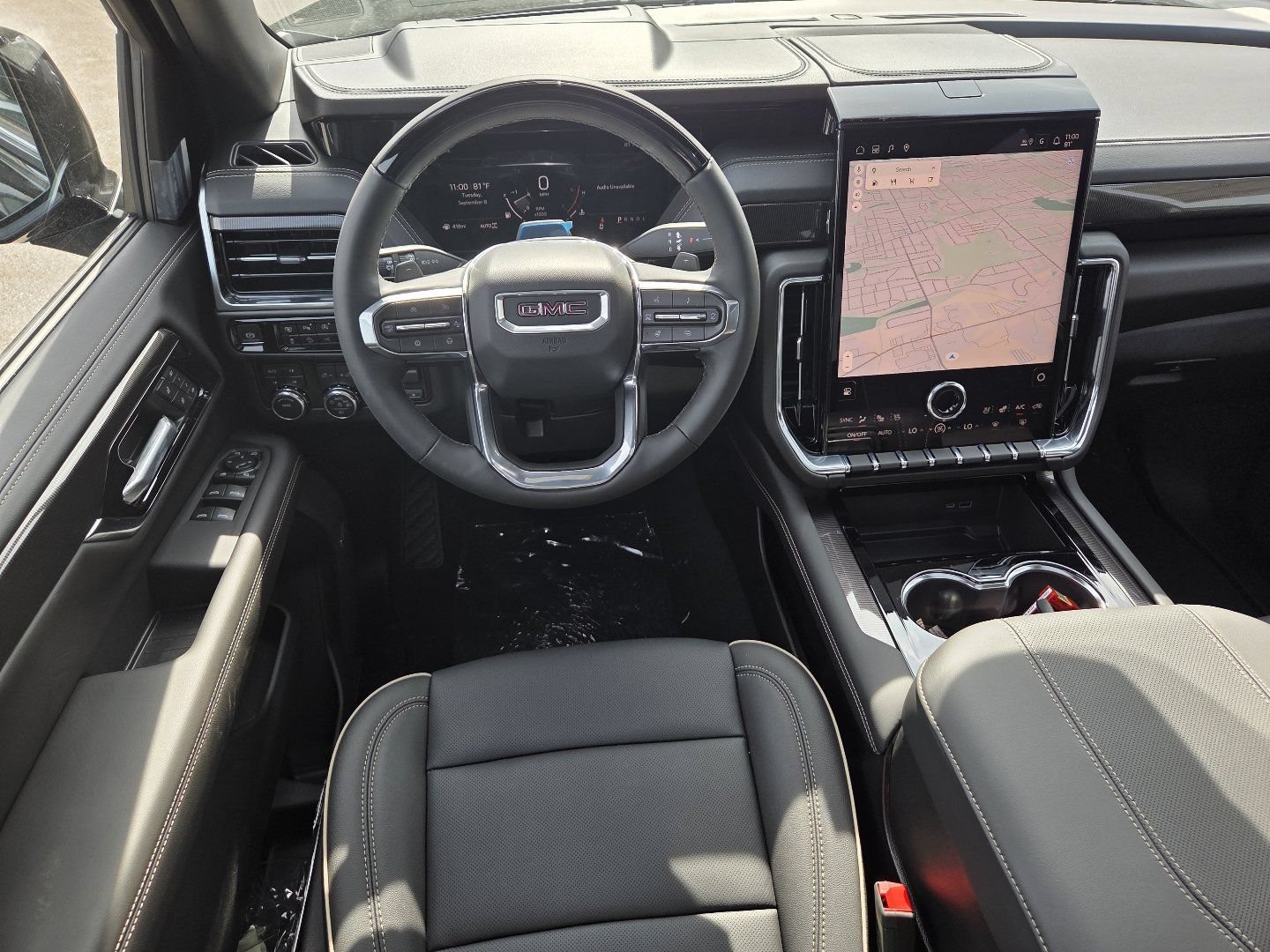 New 2026 GMC Yukon XL Elevation w/ Elevation Premium Package AWD/4WD image 5