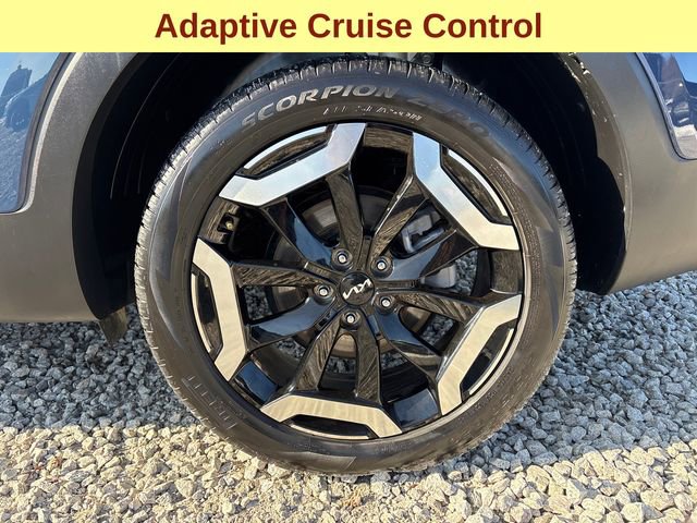 Used 2024 Kia Telluride S image 9