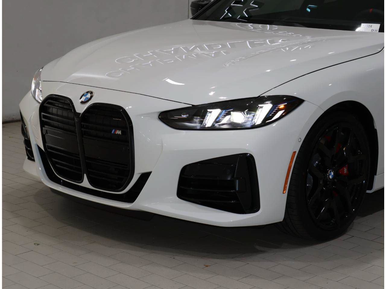 New 2027 BMW M440i Coupe w/ Premium Package RWD image 2