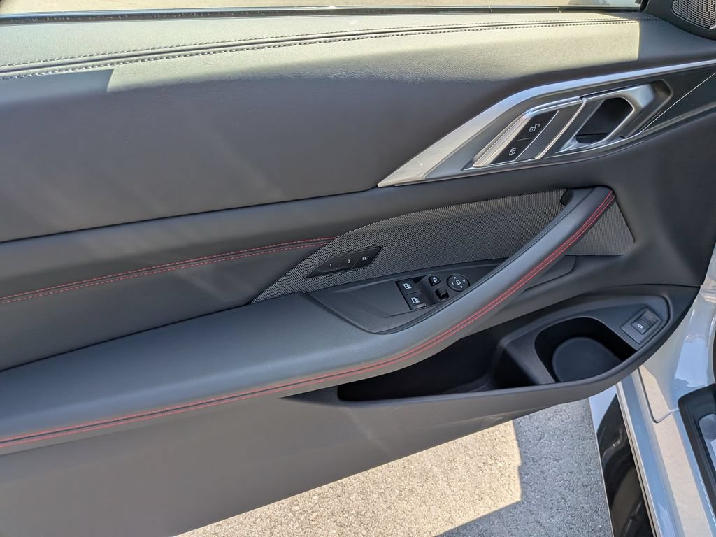 Certified 2025 BMW M4 CS AWD/4WD image 14