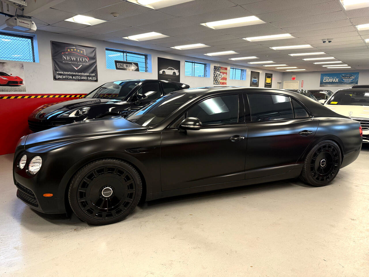 Used 2015 Bentley Flying Spur V8 image 4