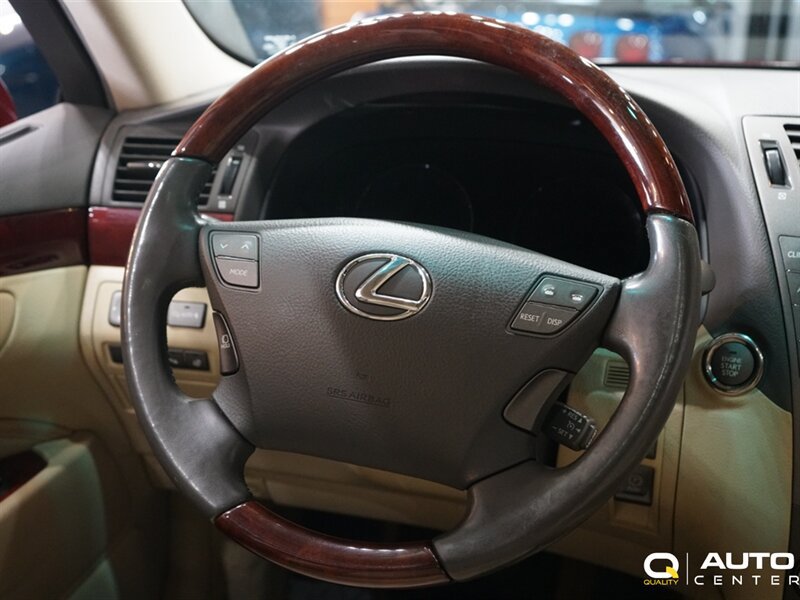 Used 2007 Lexus LS 460 RWD image 18