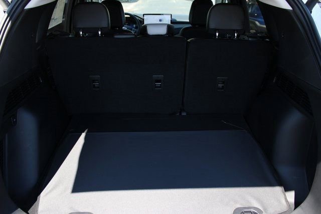 New 2024 Ford Escape SE w/ PHEV Premium Package image 11