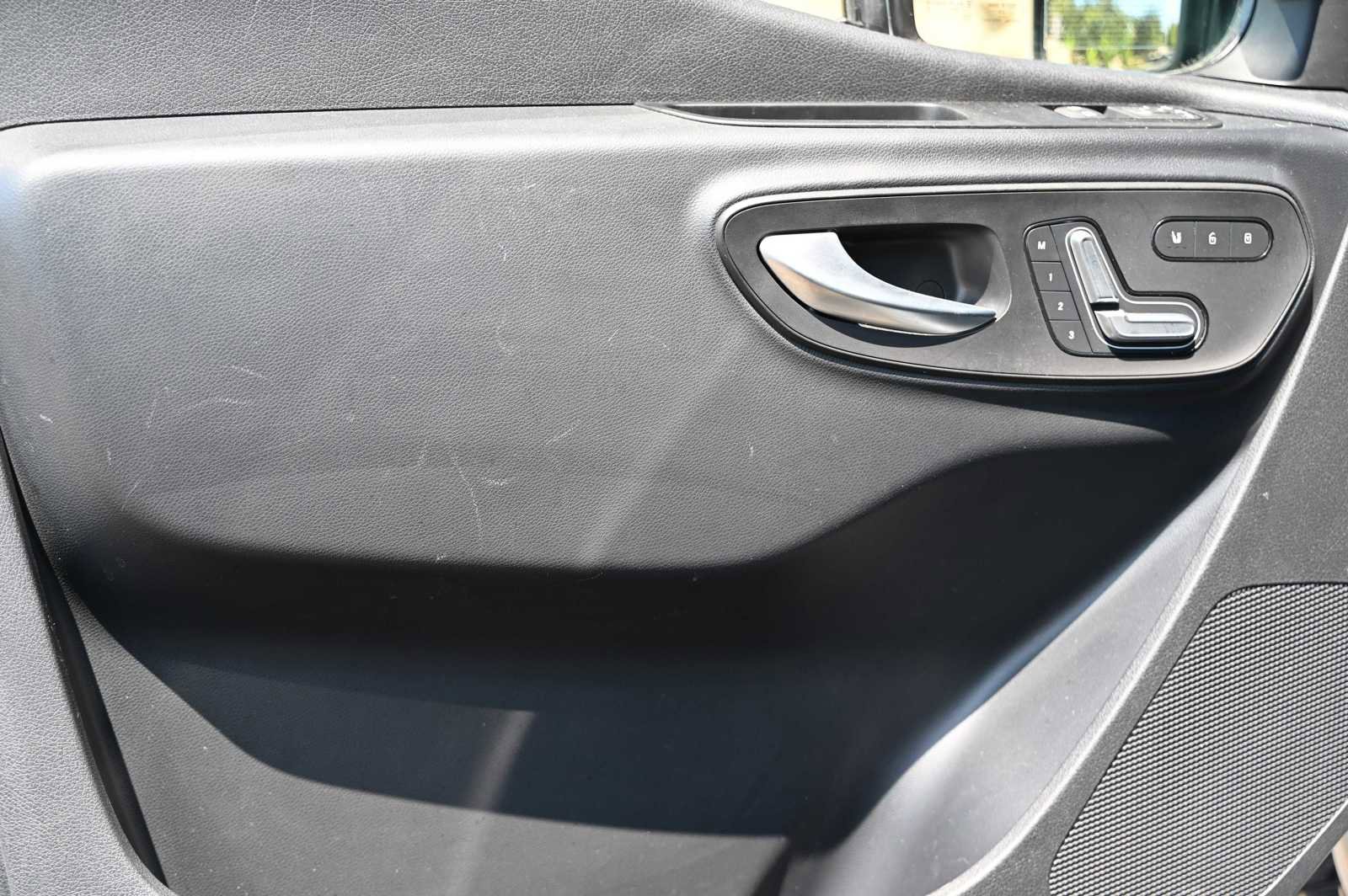 Used 2020 Mercedes-Benz Sprinter 2500 image 11