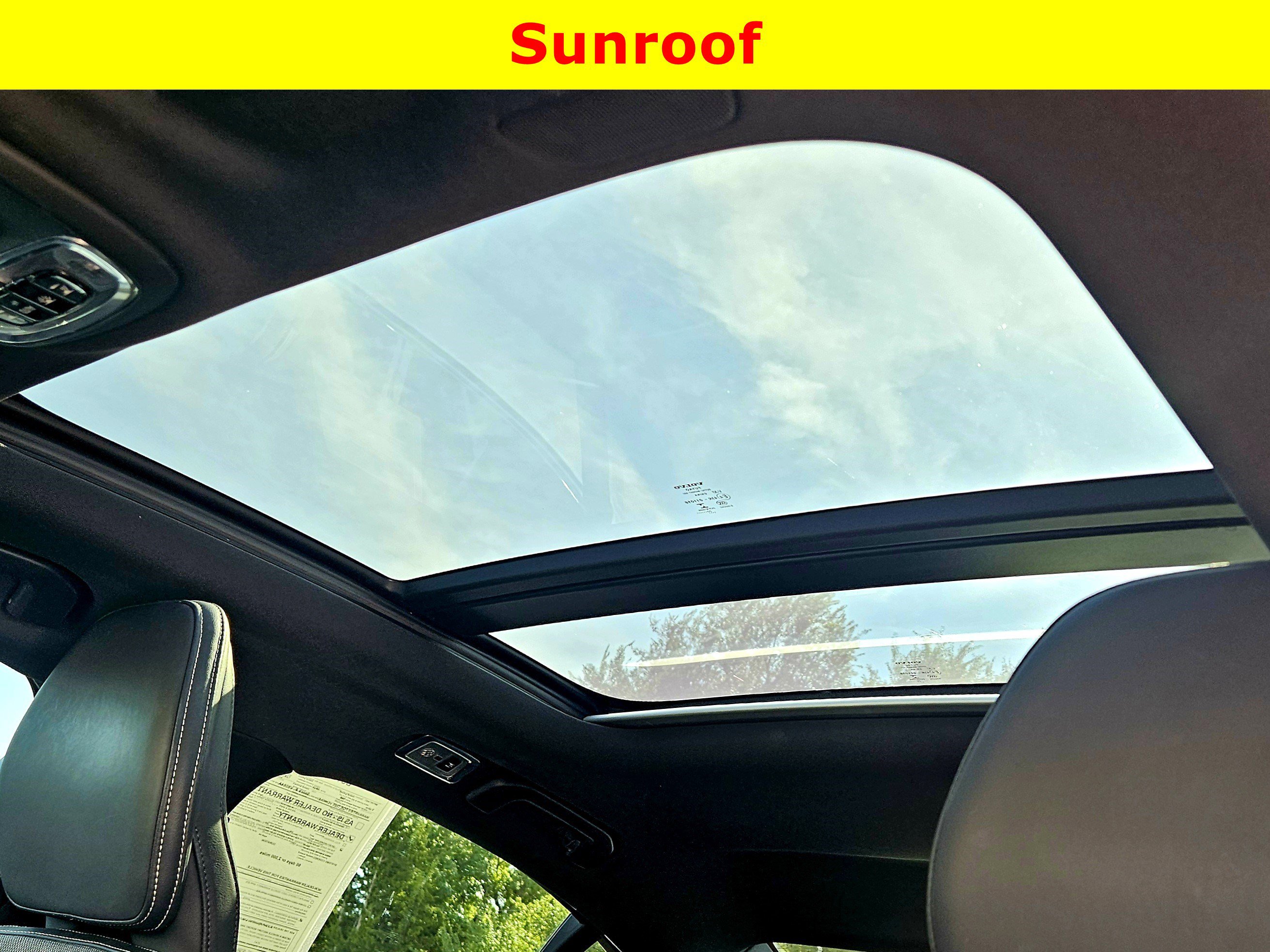 Used 2021 Volvo S60 T5 R-Design image 24