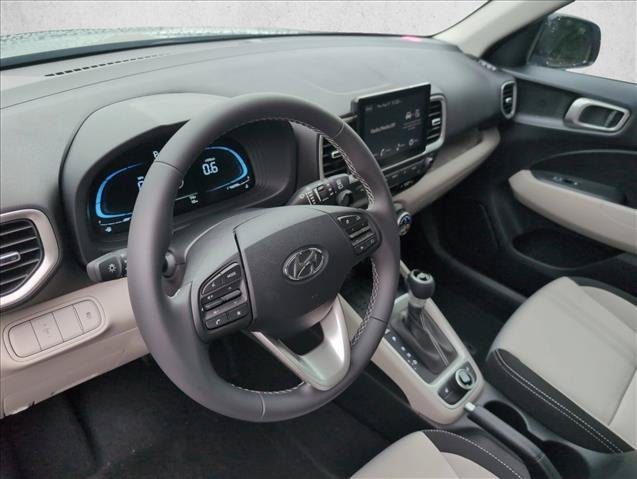 New 2026 Hyundai Venue SEL FWD image 11
