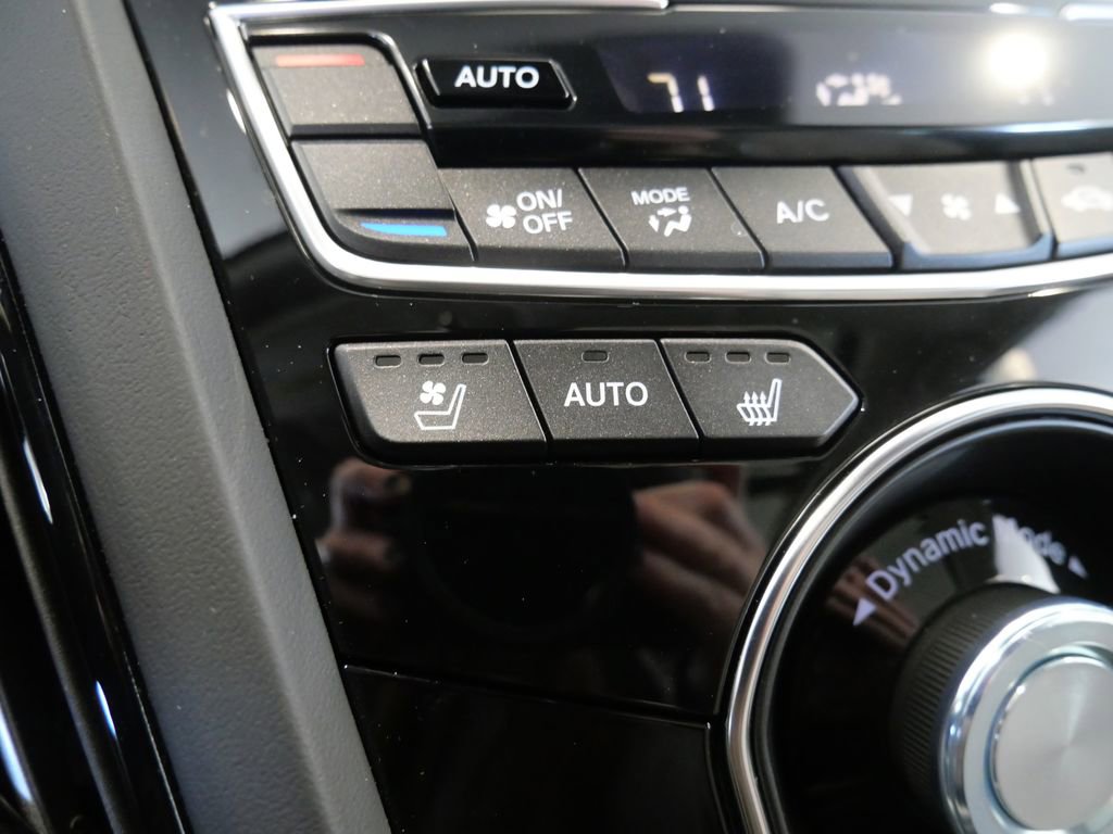 Used 2025 Acura RDX SH-AWD w/ Advance Package image 32