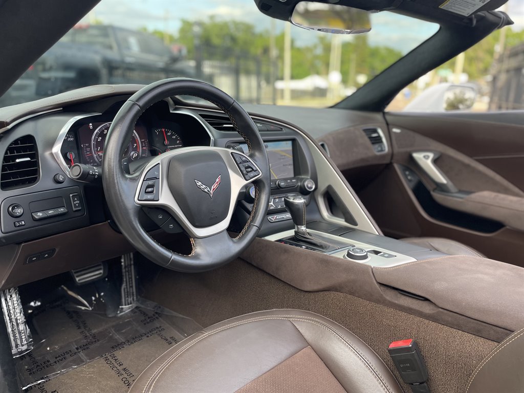 Used 2015 Chevrolet Corvette Stingray Convertible w/ 3LT Preferred Equipment Group RWD image 13