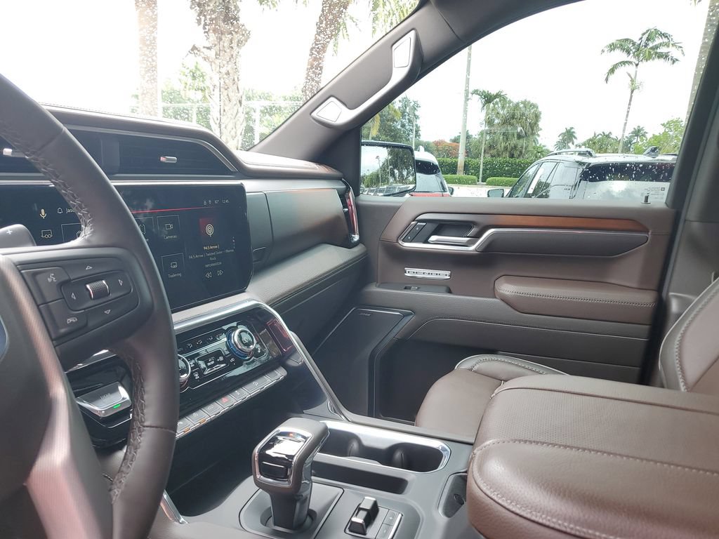 Certified 2025 GMC Sierra 1500 Denali w/ Denali Reserve Package AWD/4WD image 22