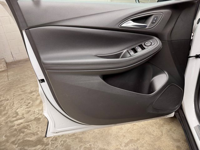 Used 2022 Buick Encore GX Preferred image 10