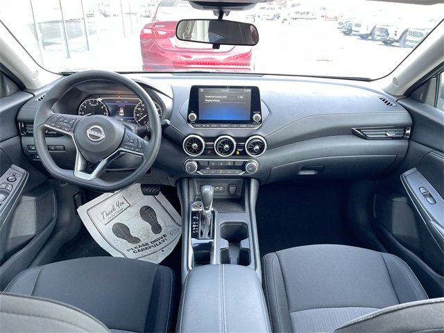 Used 2025 Nissan Sentra SV w/ Trunk Package image 19