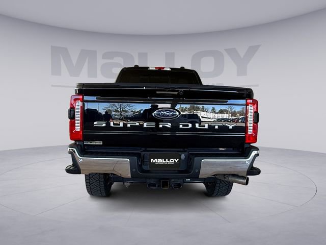 Used 2023 Ford F350 Lariat w/ Chrome Package image 4