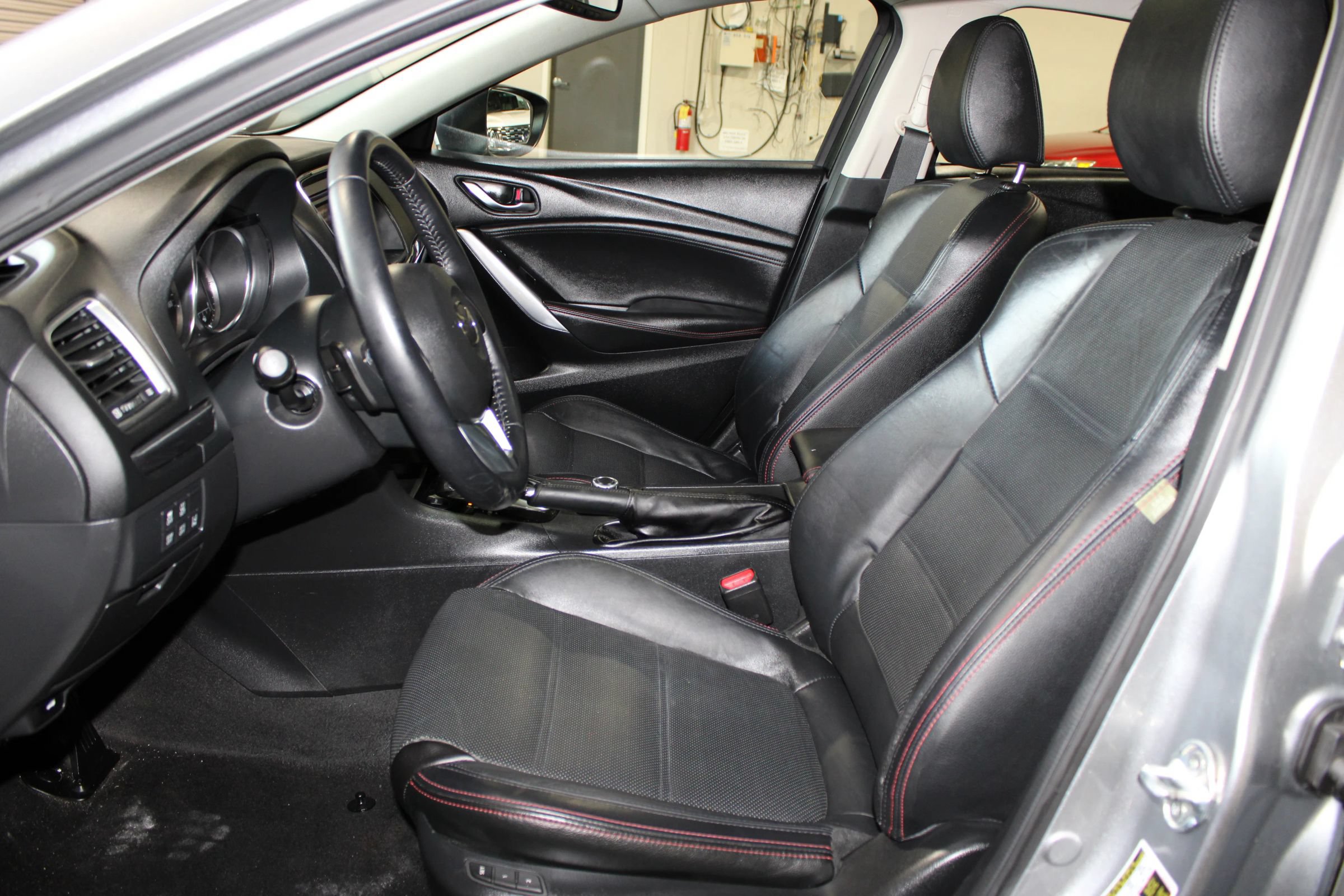 Used 2014 MAZDA MAZDA6 Grand Touring w/ GT Technology Package FWD image 23